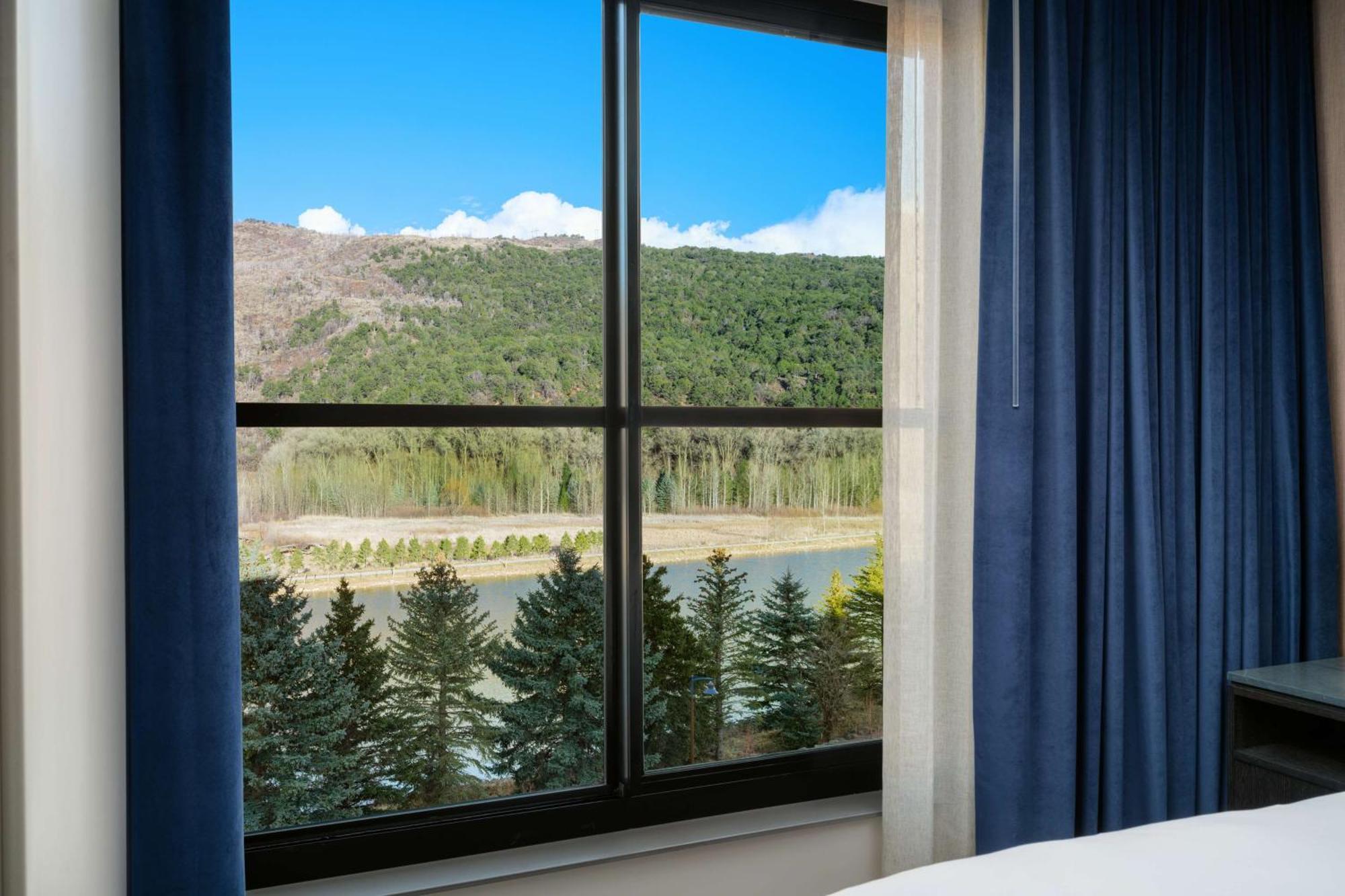 The Hoffmann Hotel Basalt Aspen Tapestry Collection Hilton Esterno foto